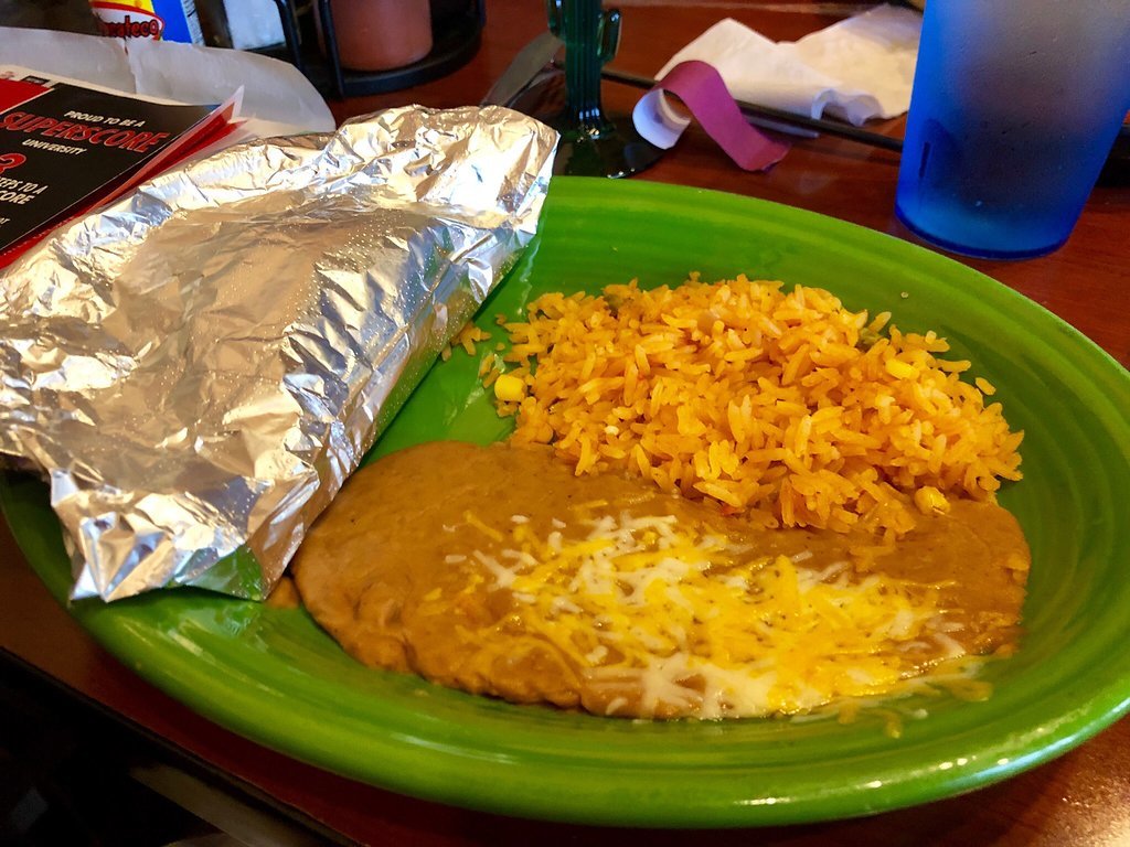 El Monterrey Mexican Restaurant